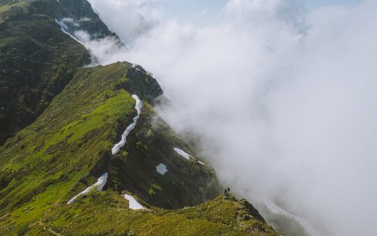 Top GPS Watches with Topo Maps for Hikers: Navigate Trails Confidently