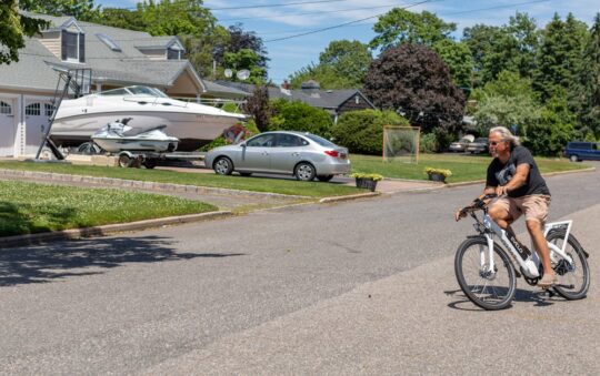 Top Foldable Electric Bikes for Adults: Convenience, Power & Urban Freedom
