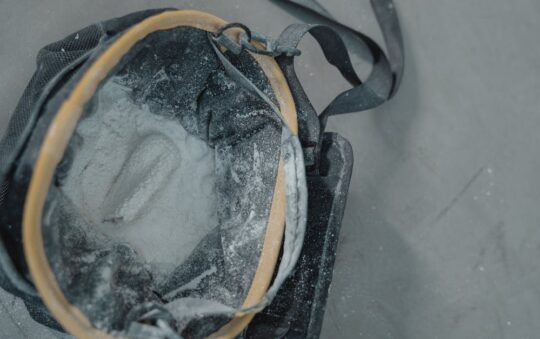 Durable Chalk Bags for Climbing: Top Picks for Long-Lasting Grip & Comfort
