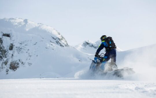 Top Foldable Ski Helmets of 2025: Lightweight, Safe, and Travel-Friendly Gear for Skiers