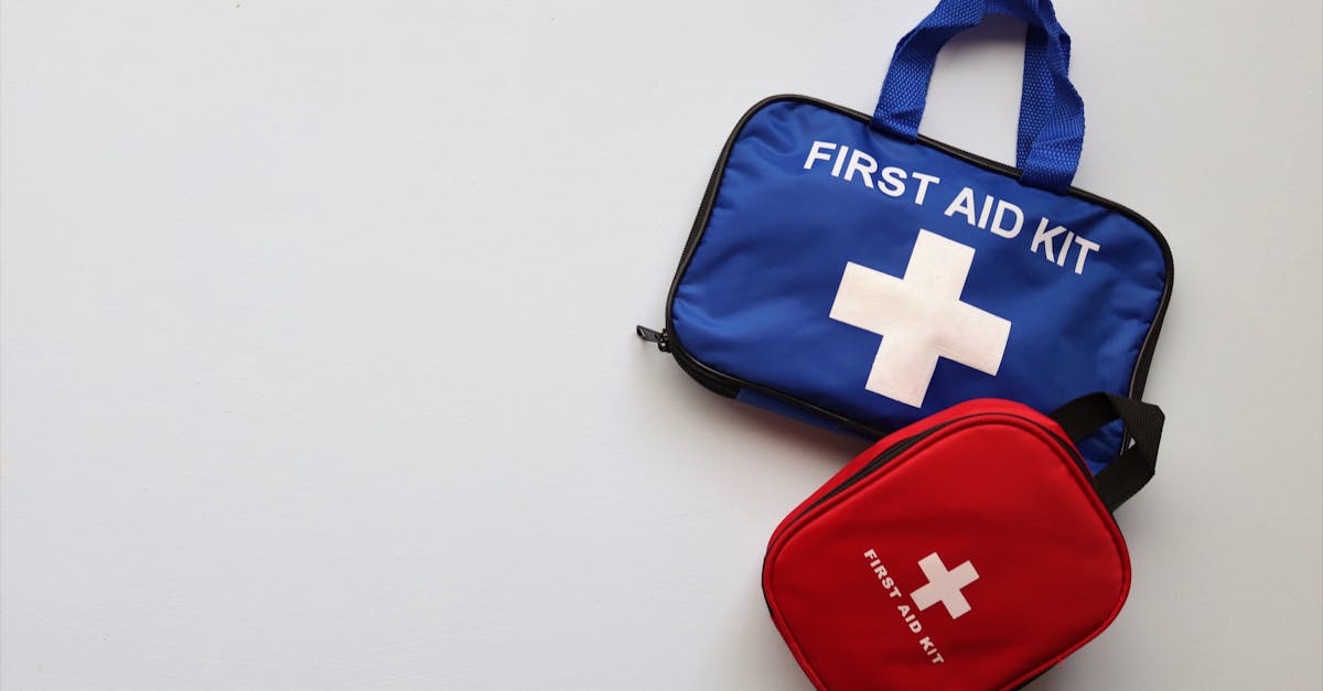Top Easy to Use First Aid Kits for 2025: Quick, Simple, and Ready for Every Emergency