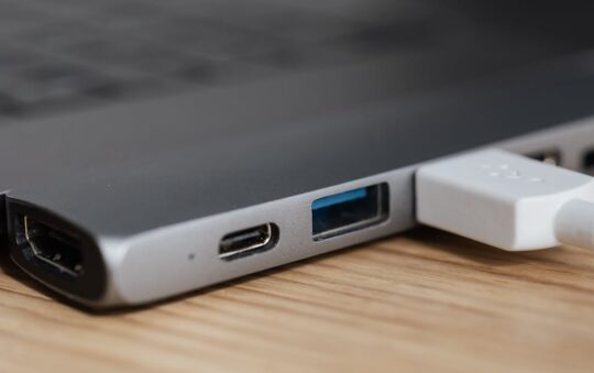 Top Portable Power Stations for 2025: Stay Charged Anywhere, Anytime